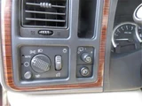 2007 Cadillac Escalade 6.0 4WD SUV for sale, Japanese used car export - photo 19 of 21 | GULJI TRADERS