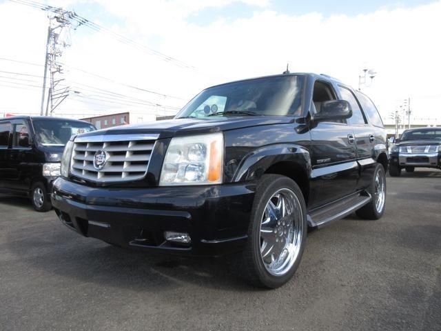 2007 Cadillac Escalade Base - photo 1 2007 Cadillac Escalade Base SUV for sale, Japanese used car export - photo 1 of 9 | GULJI TRADERS