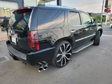 2010 Cadillac Escalade Sport SUV for sale, Japanese used car export - photo 18 of 34 | GULJI TRADERS