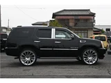 2011 Cadillac Escalade 4WD SUV for sale, Japanese used car export - photo 39 of 40 | GULJI TRADERS