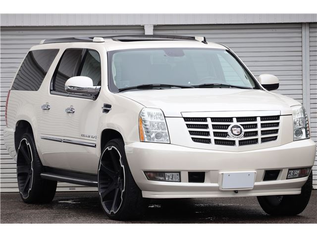 2012 Cadillac Escalade SUV for sale, Japanese used car export - photo 1 of 37 | GULJI TRADERS