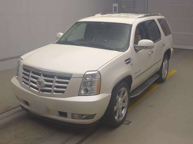 2012 Cadillac Escalade 4WD - photo 1 2012 Cadillac Escalade 4WD SUV for sale, Japanese used car export - photo 1 of 8 | GULJI TRADERS
