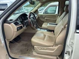 2012 Cadillac Escalade 4WD SUV for sale, Japanese used car export - photo 5 of 8 | GULJI TRADERS
