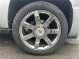 2013 Cadillac Escalade AWD 4WD SUV for sale, Japanese used car export - photo 25 of 32 | GULJI TRADERS