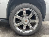 2013 Cadillac Escalade AWD 4WD SUV for sale, Japanese used car export - photo 27 of 32 | GULJI TRADERS