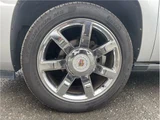 2013 Cadillac Escalade AWD 4WD SUV for sale, Japanese used car export - photo 28 of 32 | GULJI TRADERS