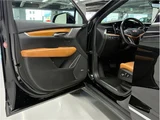 2020 Cadillac XT5 4WD Sedan for sale, Japanese used car export - photo 22 of 80 | GULJI TRADERS