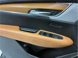 2020 Cadillac XT5 4WD Sedan for sale, Japanese used car export - photo 24 of 80 | GULJI TRADERS