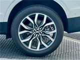 2025 Cadillac XT5 Sport Sedan for sale, Japanese used car export - photo 17 of 54 | GULJI TRADERS
