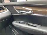 2017 Cadillac XT5 Crossover SUV for sale, Japanese used car export - photo 21 of 49 | GULJI TRADERS