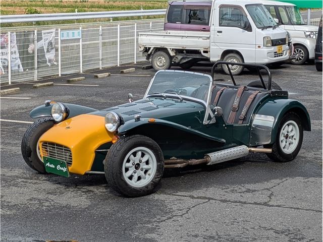 1989 Caterham Super Seven Super Seven - photo 1 1989 Caterham Super Seven Super Seven Green Coupe for sale, Japanese used car export - photo 1 of 50 | GULJI TRADERS