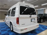 1999 Chevrolet Astro Starcraft Coach High Roof 2WD, Authorized Dealer Vehicle, Navigation System White Sedan for sale, Japanese used car export - photo 5 of 47 | GULJI TRADERS