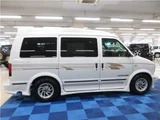 2000 Chevrolet Astro Starcraft 4WD, genuine leather interior, navigation system, dashcam, ETC, 2000 model. White Sedan for sale, Japanese used car export - photo 9 of 49 | GULJI TRADERS