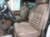 2000 Chevrolet Astro Starcraft 4WD, genuine leather interior, navigation system, dashcam, ETC, 2000 model. White Sedan for sale, Japanese used car export - photo 16 of 49 | GULJI TRADERS