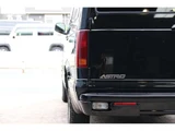 2000 Chevrolet Astro LS 1-number Black Sedan for sale, Japanese used car export - photo 11 of 48 | GULJI TRADERS