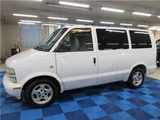 2005 Chevrolet Astro LS 2WD, originally registered as an 8-number vehicle, aftermarket navigation system, one-segment TV, backup camera. White Sedan for sale, Japanese used car export - photo 10 of 44 | GULJI TRADERS
