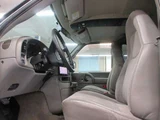 2005 Chevrolet Astro LS 2WD, originally registered as an 8-number vehicle, aftermarket navigation system, one-segment TV, backup camera. White Sedan for sale, Japanese used car export - photo 18 of 44 | GULJI TRADERS