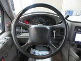 2005 Chevrolet Astro LS 2WD, originally registered as an 8-number vehicle, aftermarket navigation system, one-segment TV, backup camera. White Sedan for sale, Japanese used car export - photo 30 of 44 | GULJI TRADERS