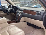 2007 Chevrolet Avalanche LTZ Sedan for sale, Japanese used car export - photo 10 of 23 | GULJI TRADERS