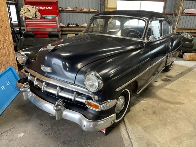 1954 Chevrolet Belair 210 - photo 1 1954 Chevrolet Belair 210 Sedan for sale, Japanese used car export | GULJI TRADERS