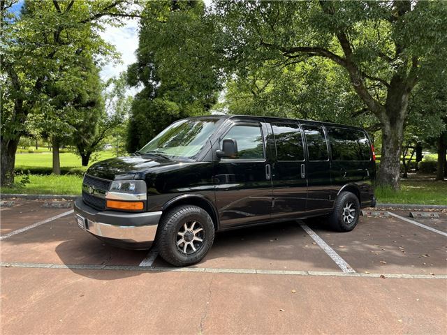 2003 Chevrolet Express Van for sale, Japanese used car export | GULJI TRADERS