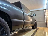 2005 Chevrolet Silverado Sedan for sale, Japanese used car export - photo 9 of 29 | GULJI TRADERS