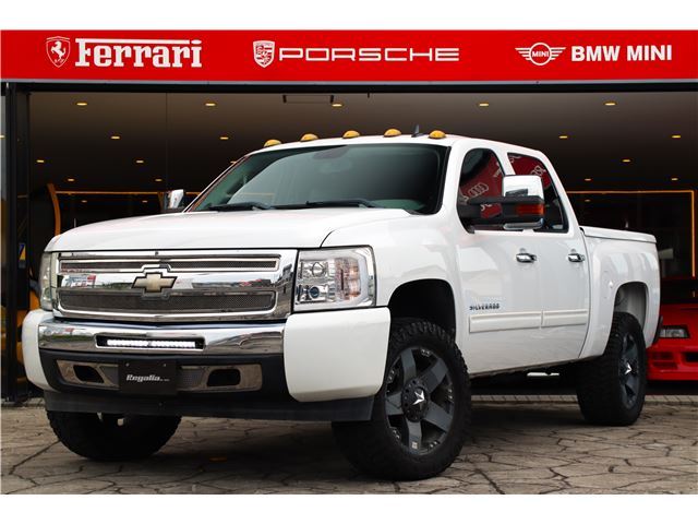2012 Chevrolet Silverado 1500 LS - photo 1 2012 Chevrolet Silverado 1500 LS Sedan for sale, Japanese used car export - photo 1 of 47 | GULJI TRADERS