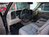 2004 Chevrolet Suburban LT SUV for sale, Japanese used car export - photo 13 of 42 | GULJI TRADERS