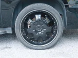 2012 Chevrolet Suburban LT 4WD SUV for sale, Japanese used car export - photo 14 of 24 | GULJI TRADERS