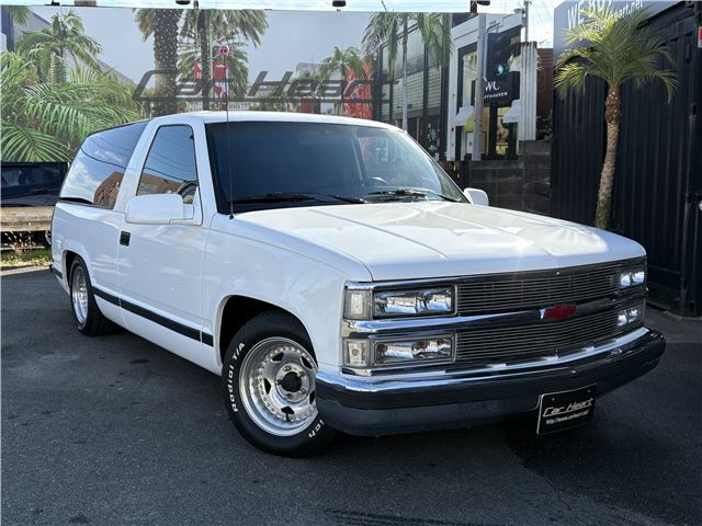1996 Chevrolet Tahoe SUV for sale, Japanese used car export - photo 1 of 41 | GULJI TRADERS