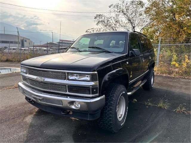 2005 Chevrolet Tahoe 4WD - photo 1 2005 Chevrolet Tahoe 4WD SUV for sale, Japanese used car export - photo 1 of 6 | GULJI TRADERS