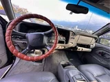 2005 Chevrolet Tahoe 4WD SUV for sale, Japanese used car export - photo 3 of 6 | GULJI TRADERS