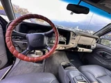 2005 Chevrolet Tahoe 4WD SUV for sale, Japanese used car export - photo 3 of 5 | GULJI TRADERS