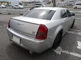 2005 Chrysler 300 H.E.M.I. Silver Sedan for sale, Japanese used car export - photo 2 of 30 | GULJI TRADERS