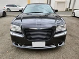 2013 Chrysler 300 300 Limited + 22-inch alloy wheels, adjustable suspension, smoked taillights Black Sedan for sale, Japanese used car export - photo 25 of 80 | GULJI TRADERS