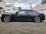 2013 Chrysler 300 300 Limited + 22-inch alloy wheels, adjustable suspension, smoked taillights Black Sedan for sale, Japanese used car export - photo 27 of 80 | GULJI TRADERS