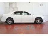 2013 Chrysler 300 300 Limited+ Pearl Sedan for sale, Japanese used car export - photo 4 of 50 | GULJI TRADERS