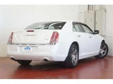 2013 Chrysler 300 300 Limited+ Pearl Sedan for sale, Japanese used car export - photo 5 of 50 | GULJI TRADERS