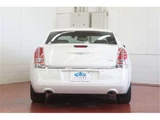 2013 Chrysler 300 300 Limited+ Pearl Sedan for sale, Japanese used car export - photo 6 of 50 | GULJI TRADERS