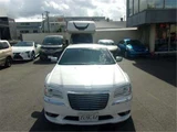2013 Chrysler 300 300 Limited White Sedan for sale, Japanese used car export - photo 2 of 26 | GULJI TRADERS