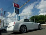 2013 Chrysler 300 300 Limited White Sedan for sale, Japanese used car export - photo 5 of 26 | GULJI TRADERS