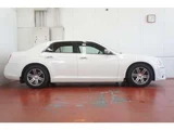 2013 Chrysler 300 Limited+ Pearl Sedan for sale, Japanese used car export - photo 4 of 24 | GULJI TRADERS