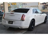 2013 Chrysler 300 Limited Pearl Sedan for sale, Japanese used car export - photo 2 of 24 | GULJI TRADERS