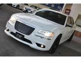 2013 Chrysler 300 Limited Pearl Sedan for sale, Japanese used car export - photo 19 of 24 | GULJI TRADERS