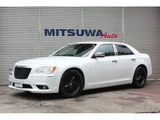 2014 Chrysler 300 300 White Sedan for sale, Japanese used car export - photo 1 of 3 | GULJI TRADERS