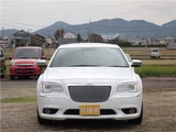 2014 Chrysler 300 300 Limited Plus One Owner Genuine Navigation ETC Pearl Sedan for sale, Japanese used car export - photo 4 of 61 | GULJI TRADERS