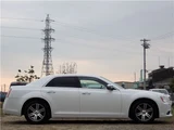 2014 Chrysler 300 300 Limited Plus One Owner Genuine Navigation ETC Pearl Sedan for sale, Japanese used car export - photo 9 of 61 | GULJI TRADERS