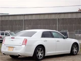2014 Chrysler 300 300 Limited Plus One Owner Genuine Navigation ETC Pearl Sedan for sale, Japanese used car export - photo 11 of 61 | GULJI TRADERS