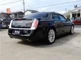 2014 Chrysler 300 300 Luxury User Trade-in Vehicle Black Sedan for sale, Japanese used car export - photo 10 of 65 | GULJI TRADERS