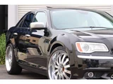 2015 Chrysler 300 300C Luxury+ Black Sedan for sale, Japanese used car export - photo 40 of 59 | GULJI TRADERS